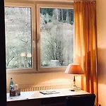 Отель Zum Engel 3*