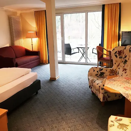 Zum Engel מלון 3*