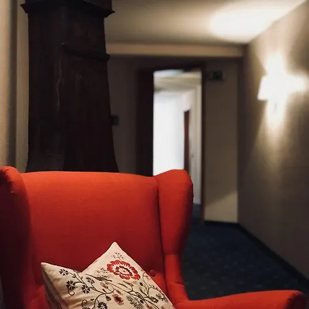 Zum Engel מלון 3*