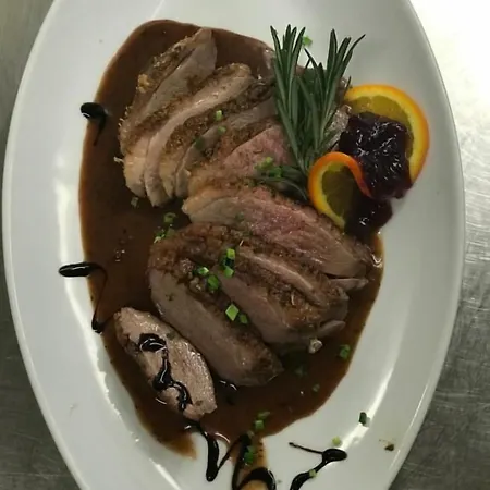 מלון Zum Engel מספלברון