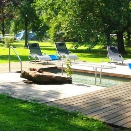 Zum Engel 3* מספלברון