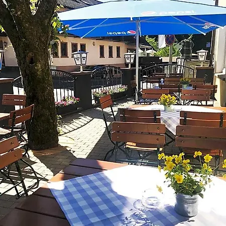 Hotel Zum Engel 3*